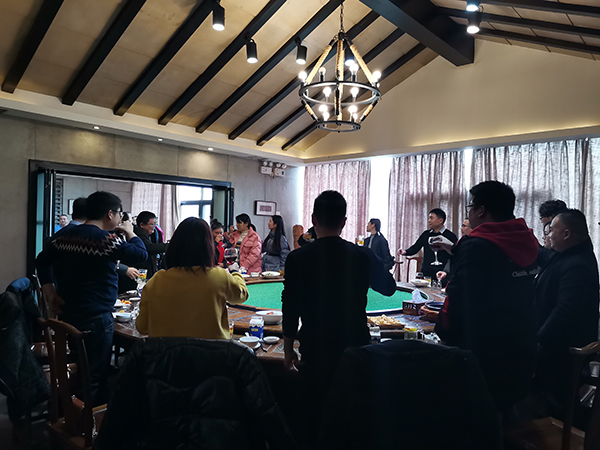 年会2.jpg
