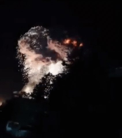 宁乡电池厂爆炸现场动图.gif